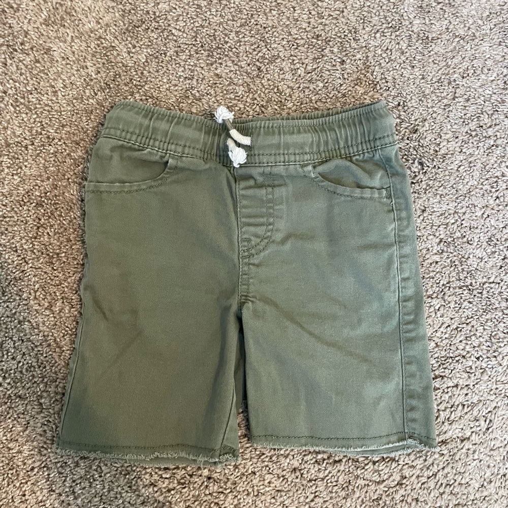 Okie Dokie green frayed hem shorts